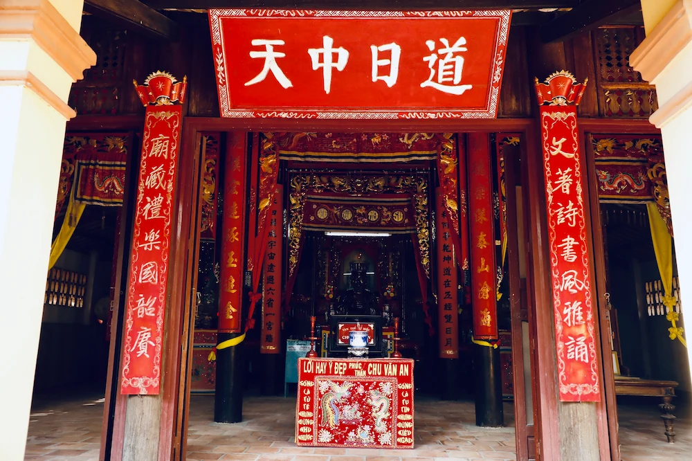 temple van thanh mieu