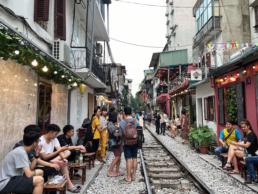 rue du train hanoi 7