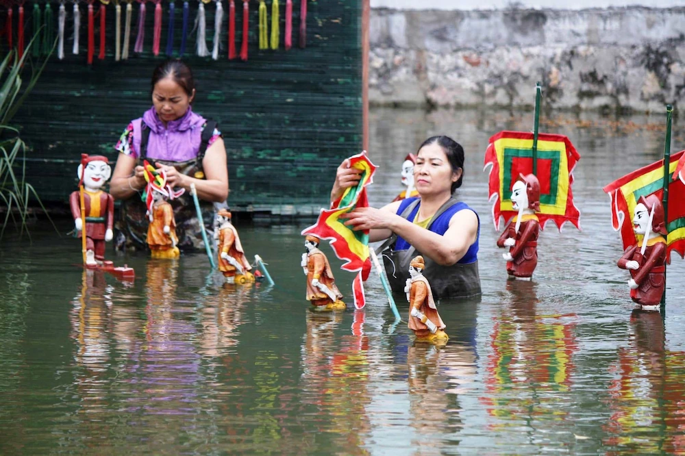 village de marionnettes sur l'eau dao thuc 2