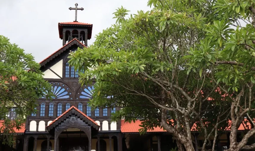 Itinéraires à Kon Tum : Traverser la ville et ses villages