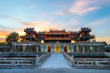 9-2 cite imperial de hue