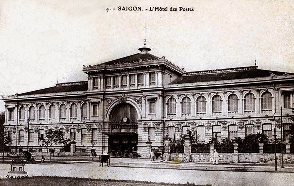 La Poste centrale au XXe siècle