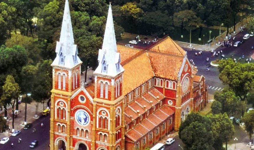 Cathédrale Notre-Dame de Saigon – Un des symboles de Ho Chi Minh-Ville