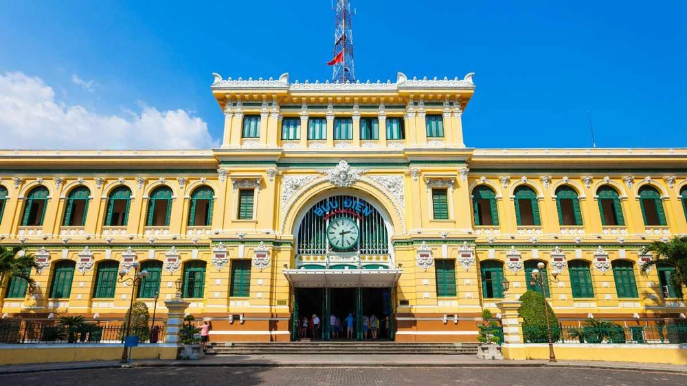 La poste centrale de Saigon
