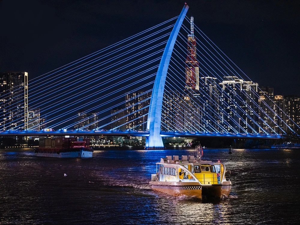 Le bateau-bus de Saigon