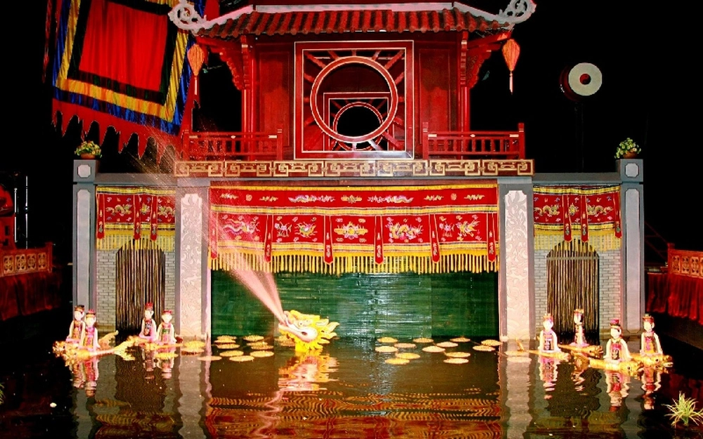 Le spectacle de marionnettes sur l’eau