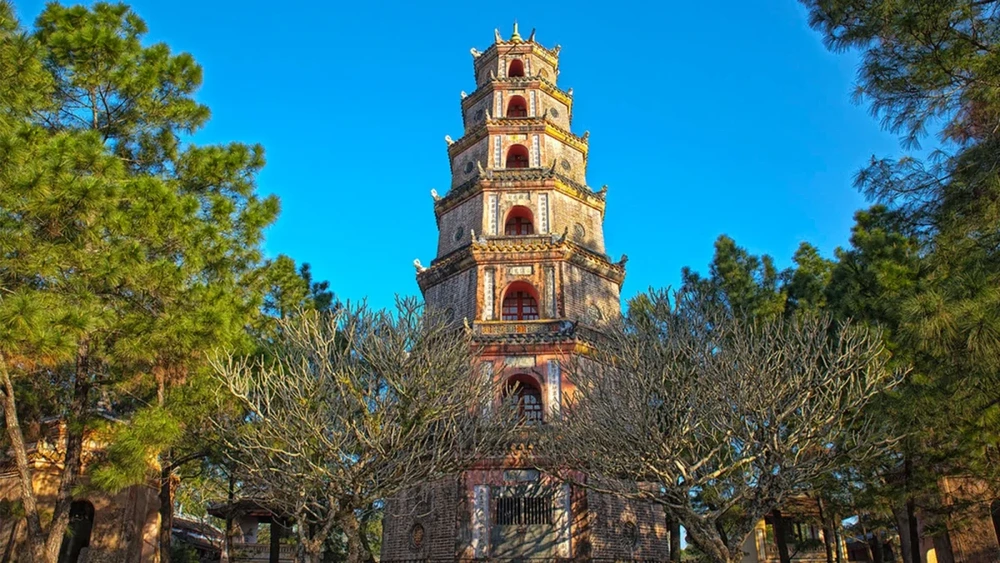 Pagode de la Dame Céleste (Thien Mu) 4_1000