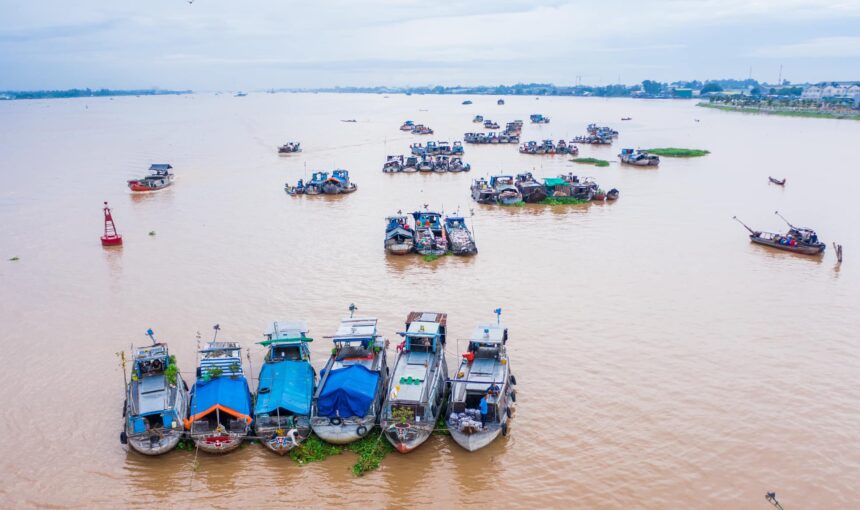 Long Xuyen : La Ville Vivante du Mékong que les Guides Oublient