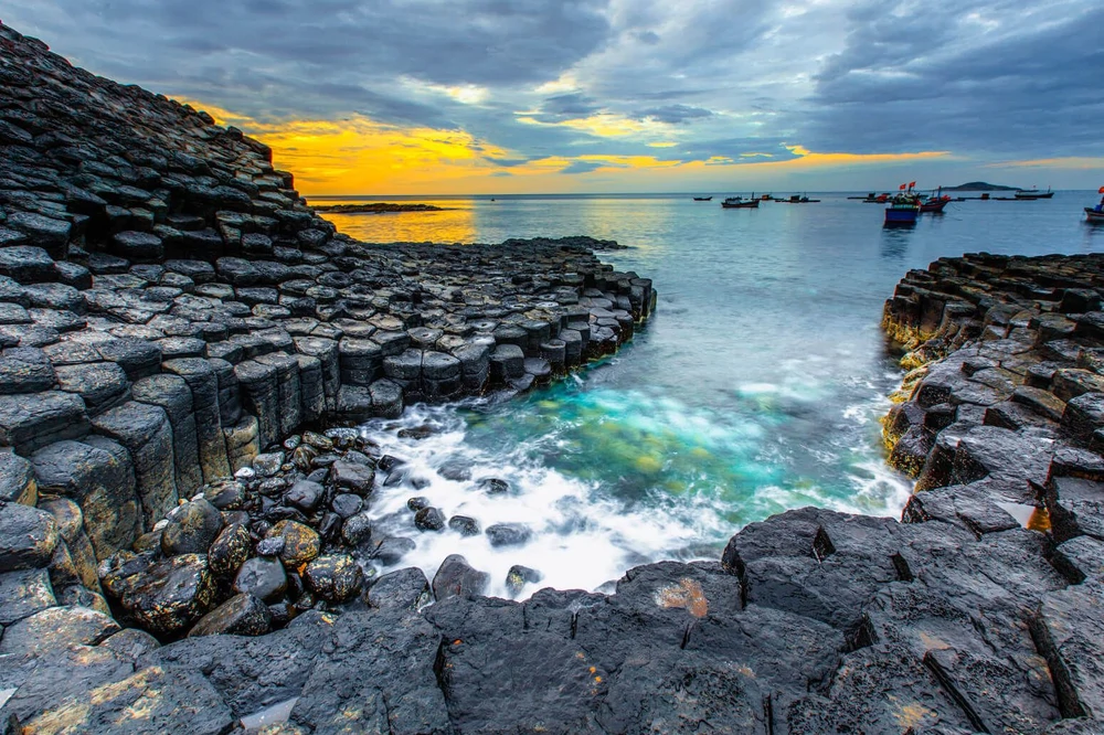 phu yen ganh da dia_1000