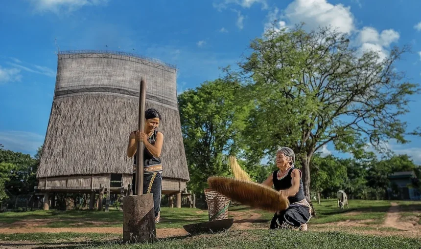 Dak Lak : Le Plateau des Gongs, du Café et des Forêts Primaires