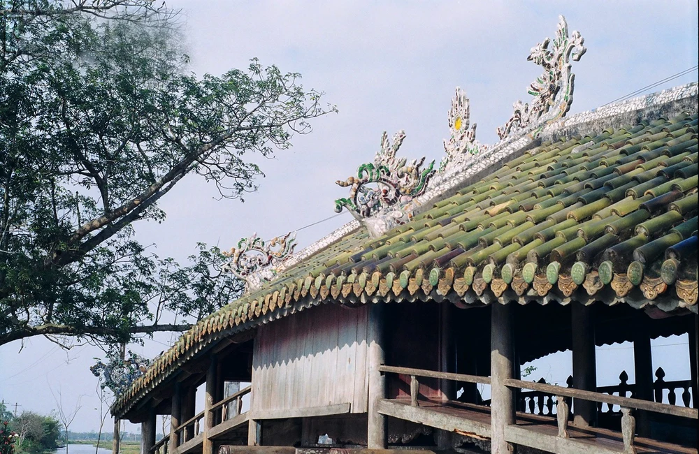 La toiture du pont de thanh toan
