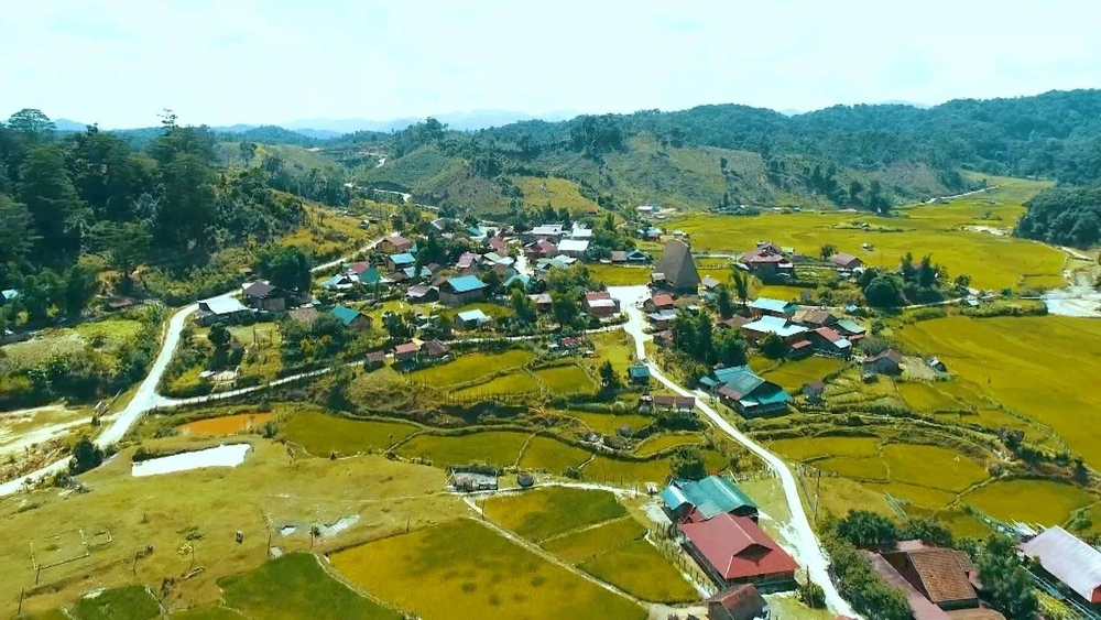 Villages Ethniques Kon Pring