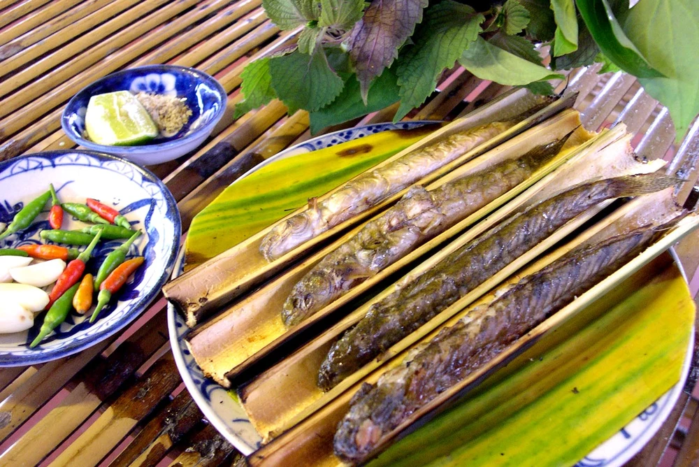 ca keo nuong ong say