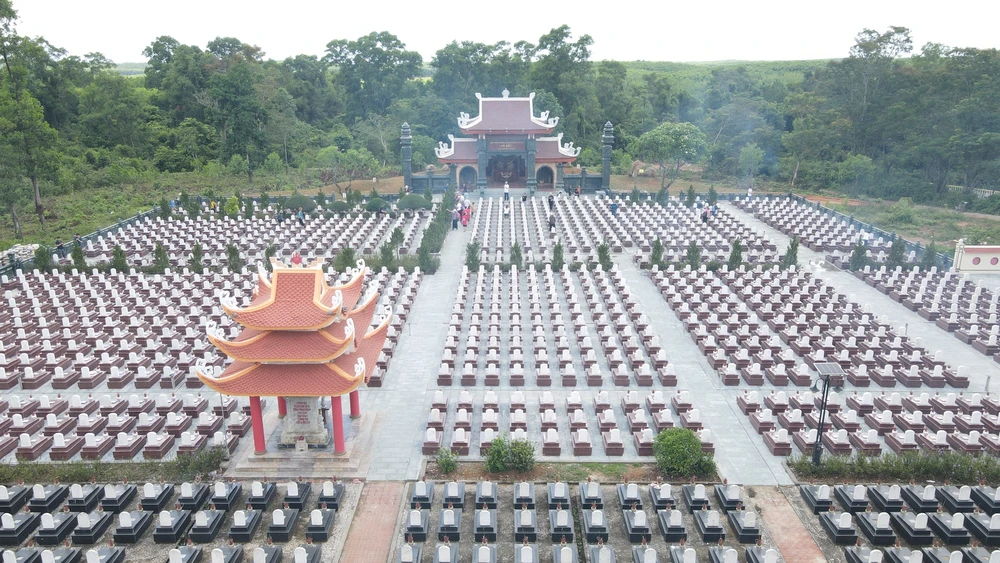 cimetiere national de Truong Son