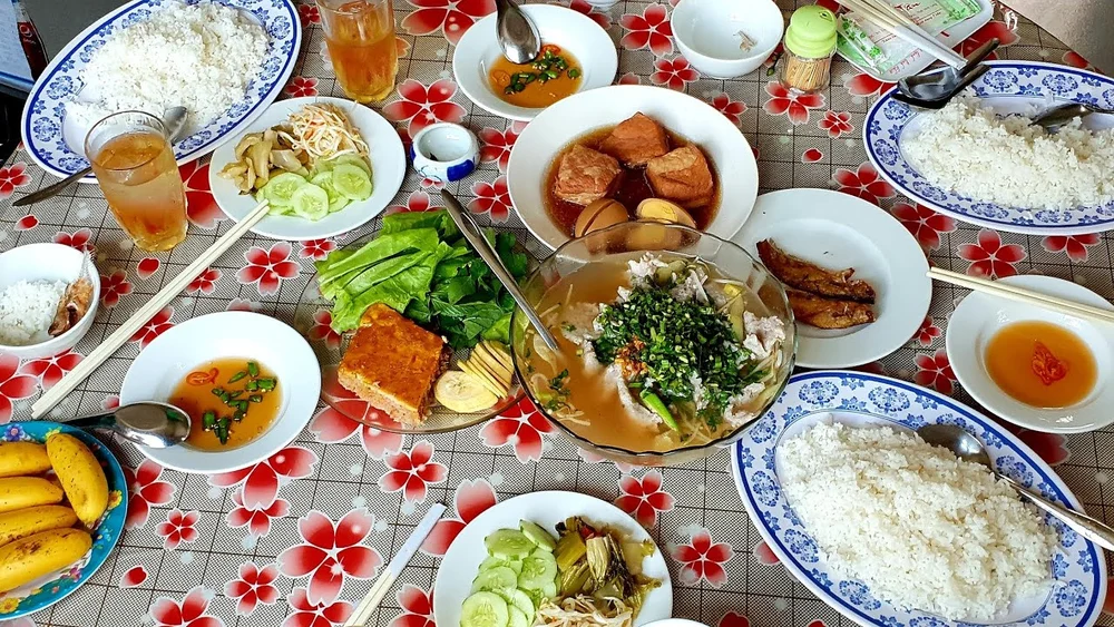 dejeuner a vinh long