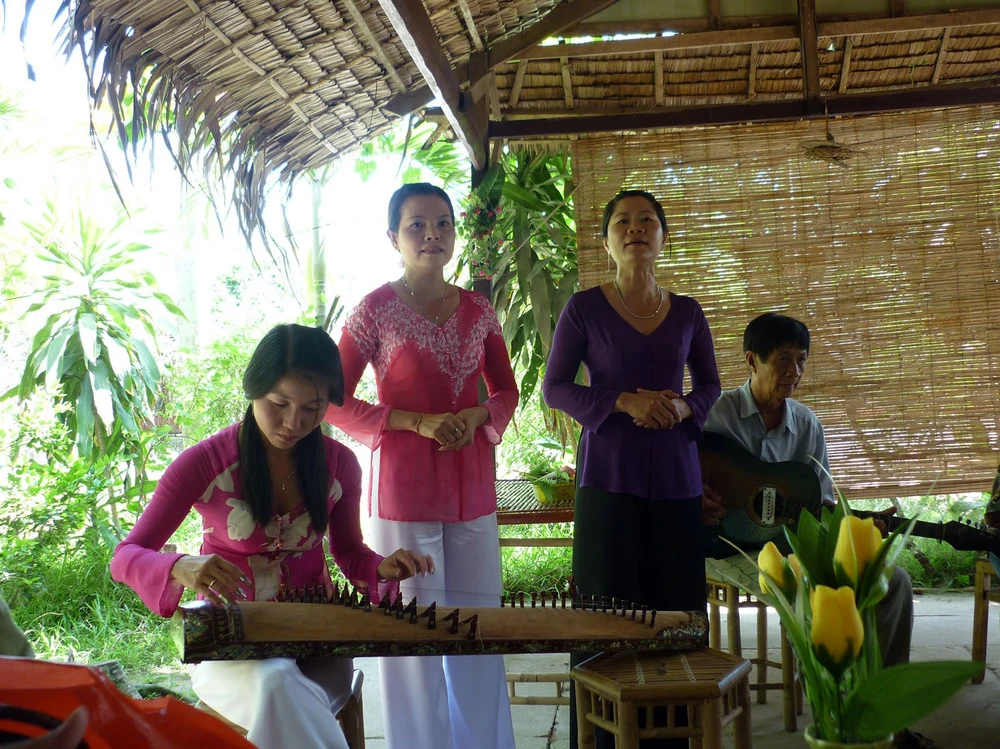 don ca tai tu con quy ben tre