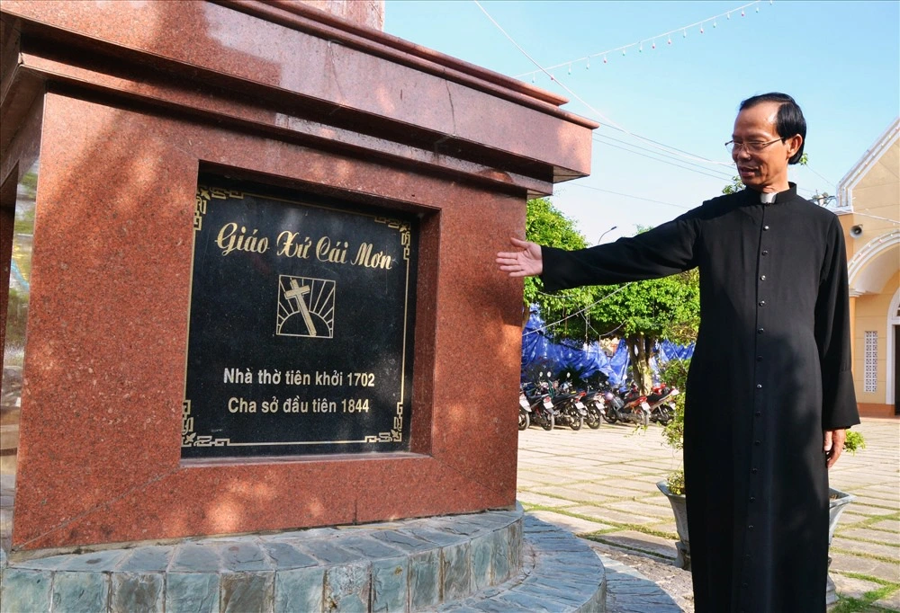histoire de l'eglise cai mon vinh long