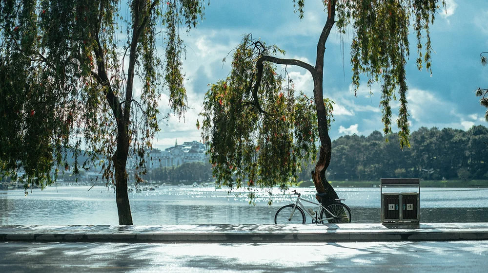 lac xuan huong da lat vietnam