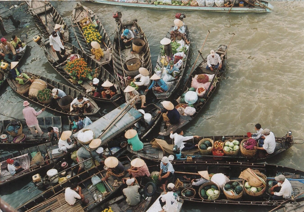 marche flottant de Tra On