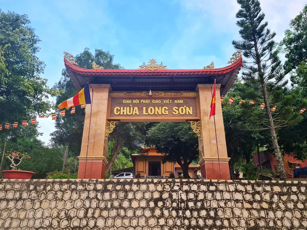 pagode Long Son an giang