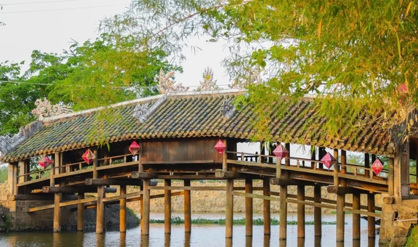 Le Pont Couvert de Thanh Toan: Un Joyau Rural de Hue