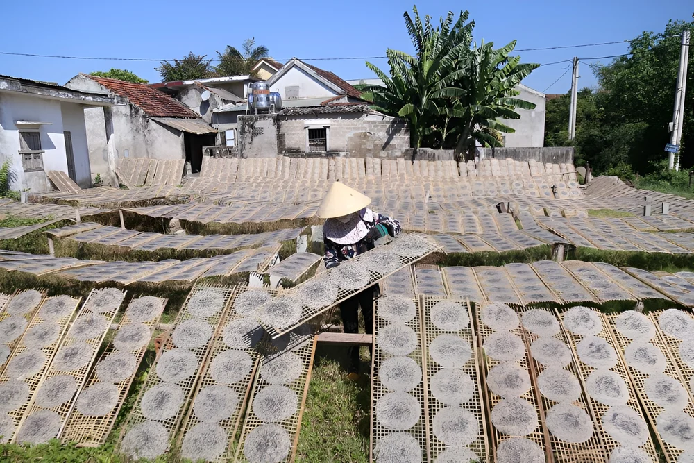 village de banh trang My Long ben tre